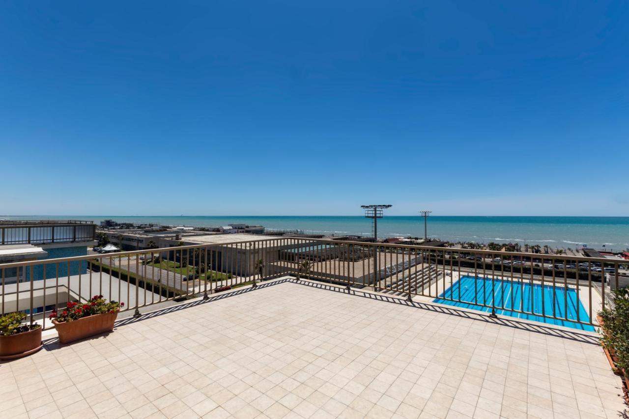 Appartamento Polo Natatorio Lido di Ostia Luaran gambar